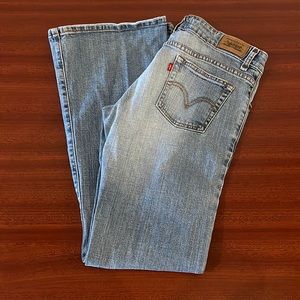539 Levi’s